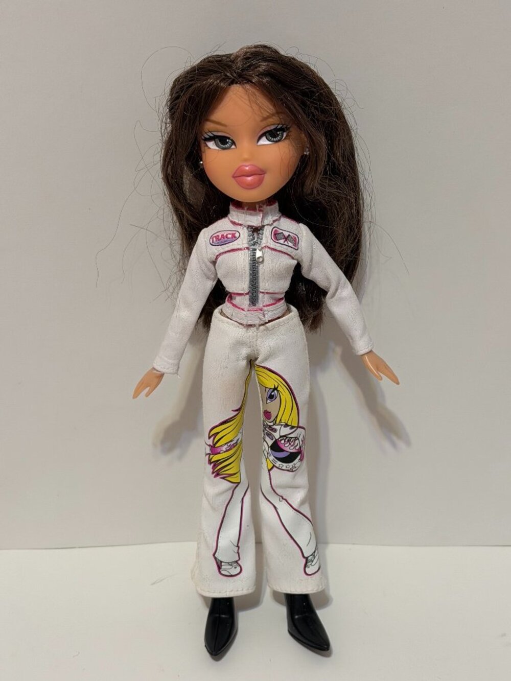 Bratz Play Sportz Car Driver Katia doll